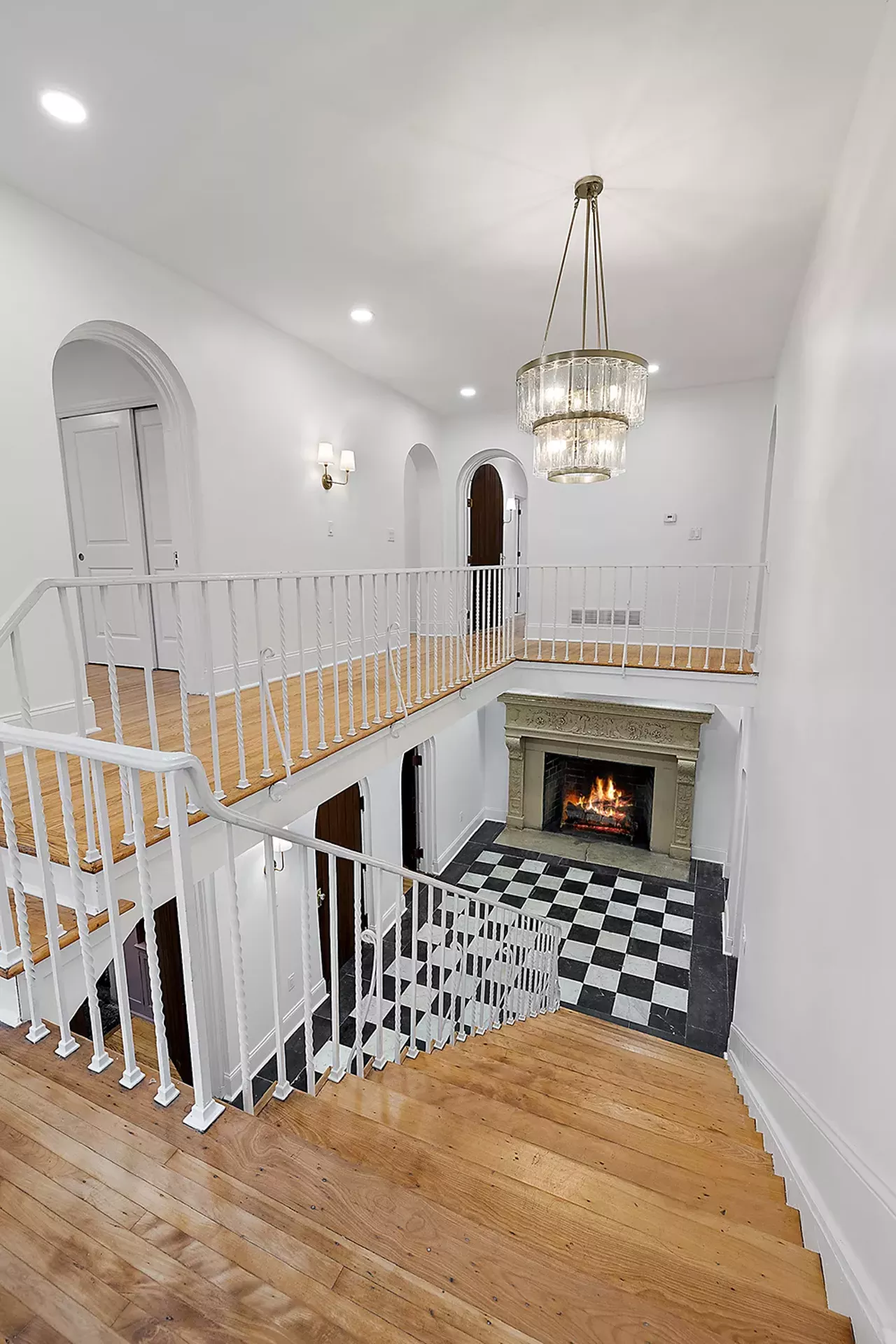 Image: Restored Detroit home near Manoogian Mansion gets price cut