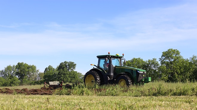 Royal Oak's Motor City Gas will now grow its own organic heirloom grain on an Ann Arbor farm