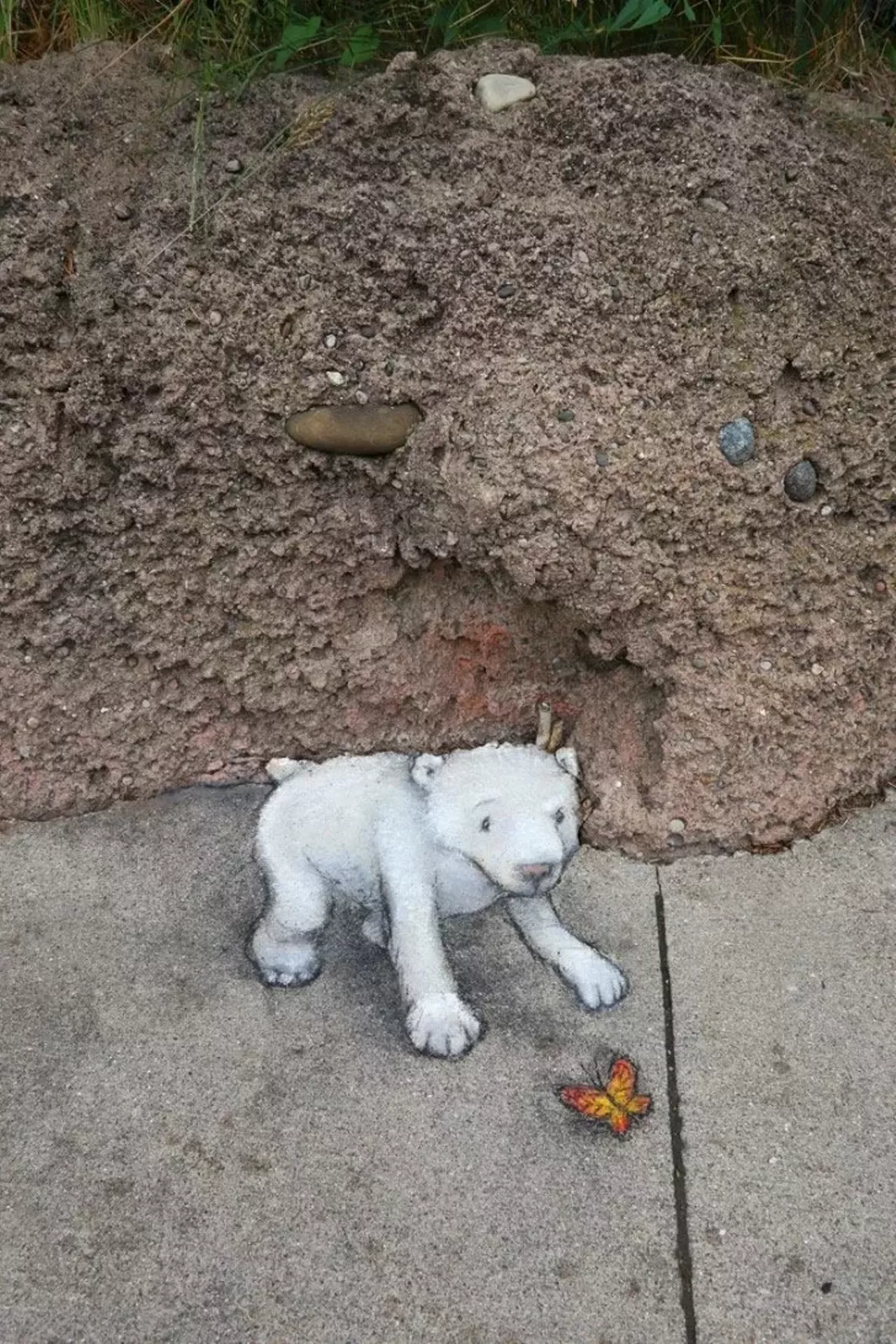 Image: See all of the adorable 3D chalk art made by this Michigan artist