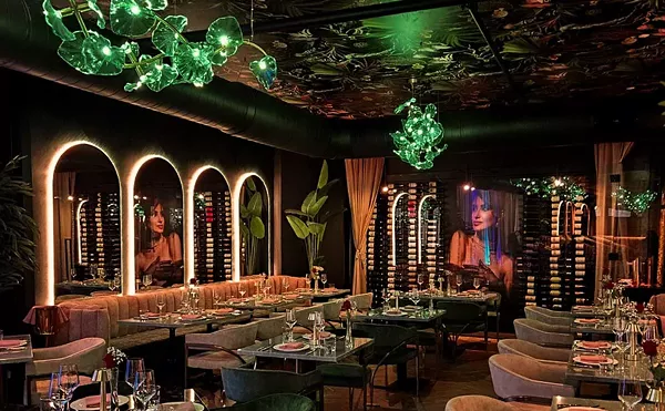 Sexy Steak has opened in Detroit’s historic Grand Army of the Republic Building.