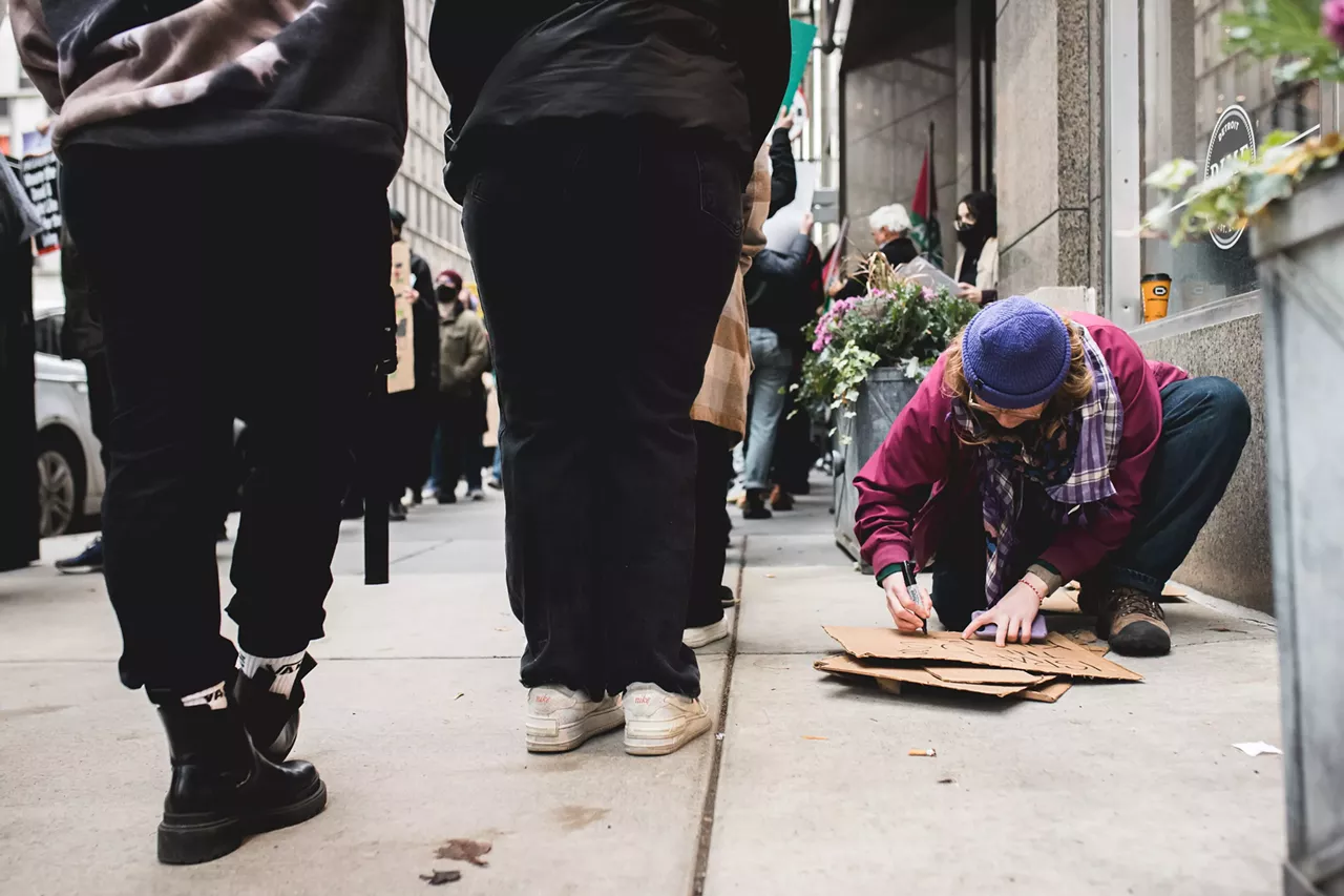 Image: Shut it Down for Palestine protest outside of Debbie Stabenow's office calls for a 'Ceasefire Now'