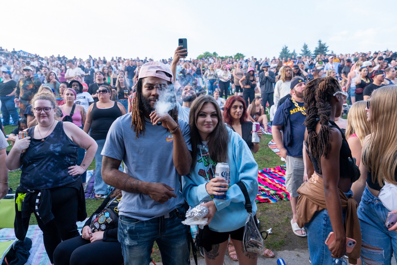 Snoop Dogg and fans lit up Pine Knob