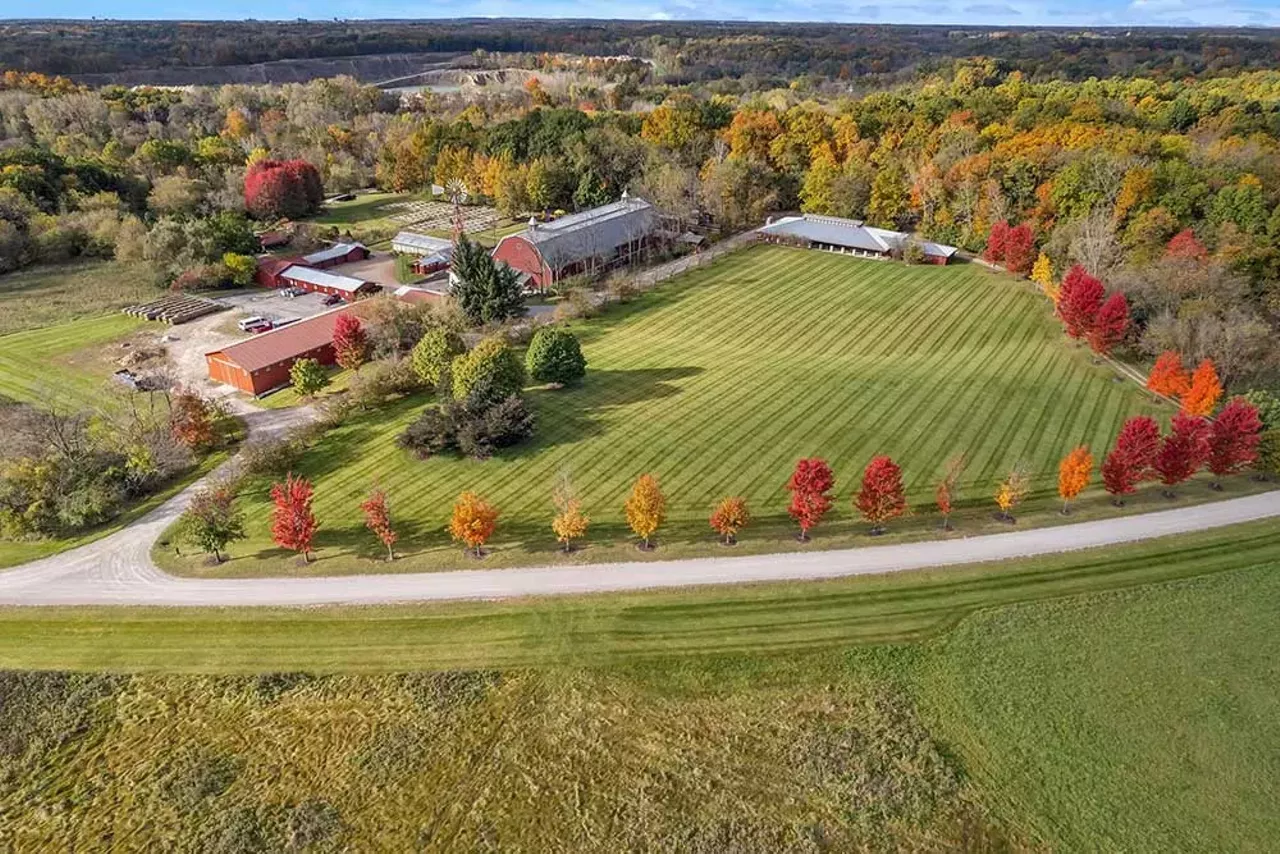 Image: Sprawling barn-themed Ann Arbor mansion hits market [PHOTOS]