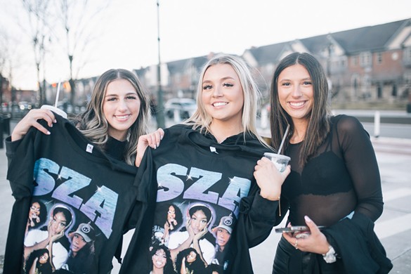 SZA brought her ‘SOS’ tour to Detroit’s Little Caesars Arena [PHOTOS]