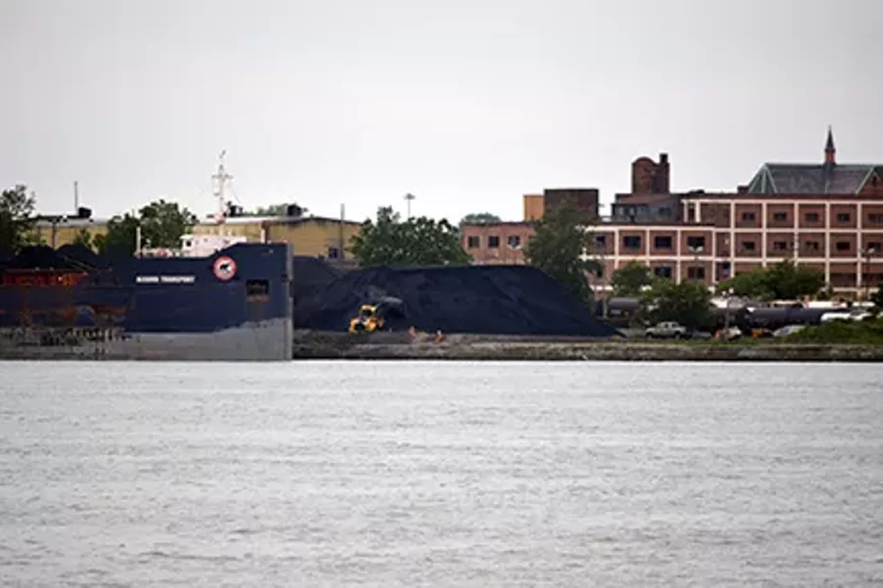 DTE Coal Services, a subsidiary of DTE Energy, has received a multi-year petcoke terminal services contract with BP Products North America's Whiting, Ind., refinery. The agreement calls for DTE Coal Services to unload, store and load all of BP's petcoke from trucks and rail cars into vessels and barges for delivery to BP's customers.