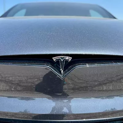 Image: Tesla dumping ground piles up in former Marvin’s Marvelous Mechanical Museum parking lot
