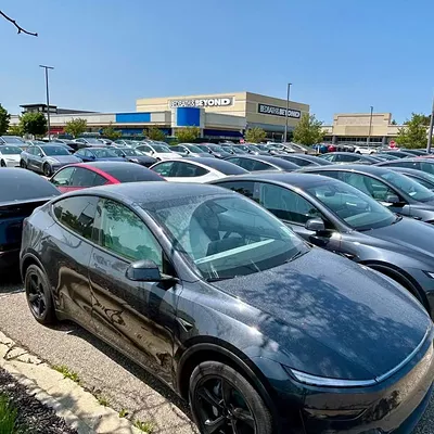 Image: Tesla dumping ground piles up in former Marvin’s Marvelous Mechanical Museum parking lot