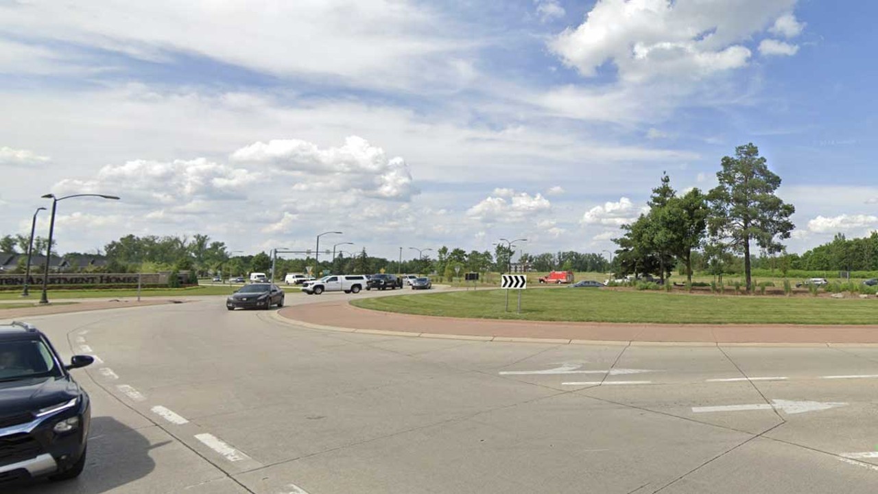 2. Martin Parkway @ N. Pontiac Trail, Commerce Twp.
160 total crashes, 11 injuries (roundabout)
Total crashes increased by 26.9% between 2022 to 2023, increasing from 126 to 160, moving this intersection up from its third-place position in 2022.