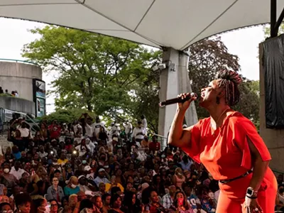 Singer Regina Belle performs at The Aretha Franklin Amphitheatre in 2021.