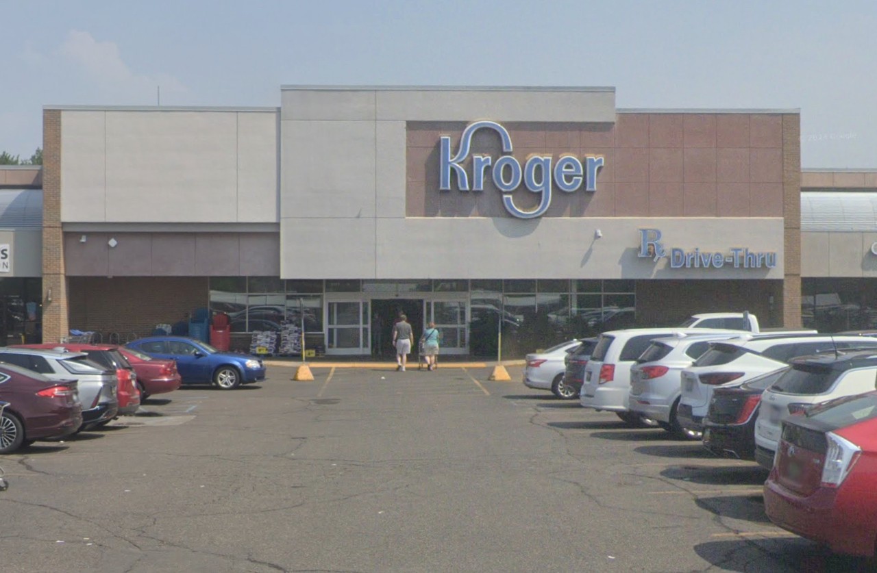 6. Dearborn Heights Kroger 
26400 Ford Rd., Dearborn Heights
If you live in Dearborn and want a better grocery shopping experience, you may just want to go a little further to Dearborn Heights. Still not the best, but according to Google reviews, the atmosphere is inviting, it’s usually clean and well stocked, and the staff are friendly.