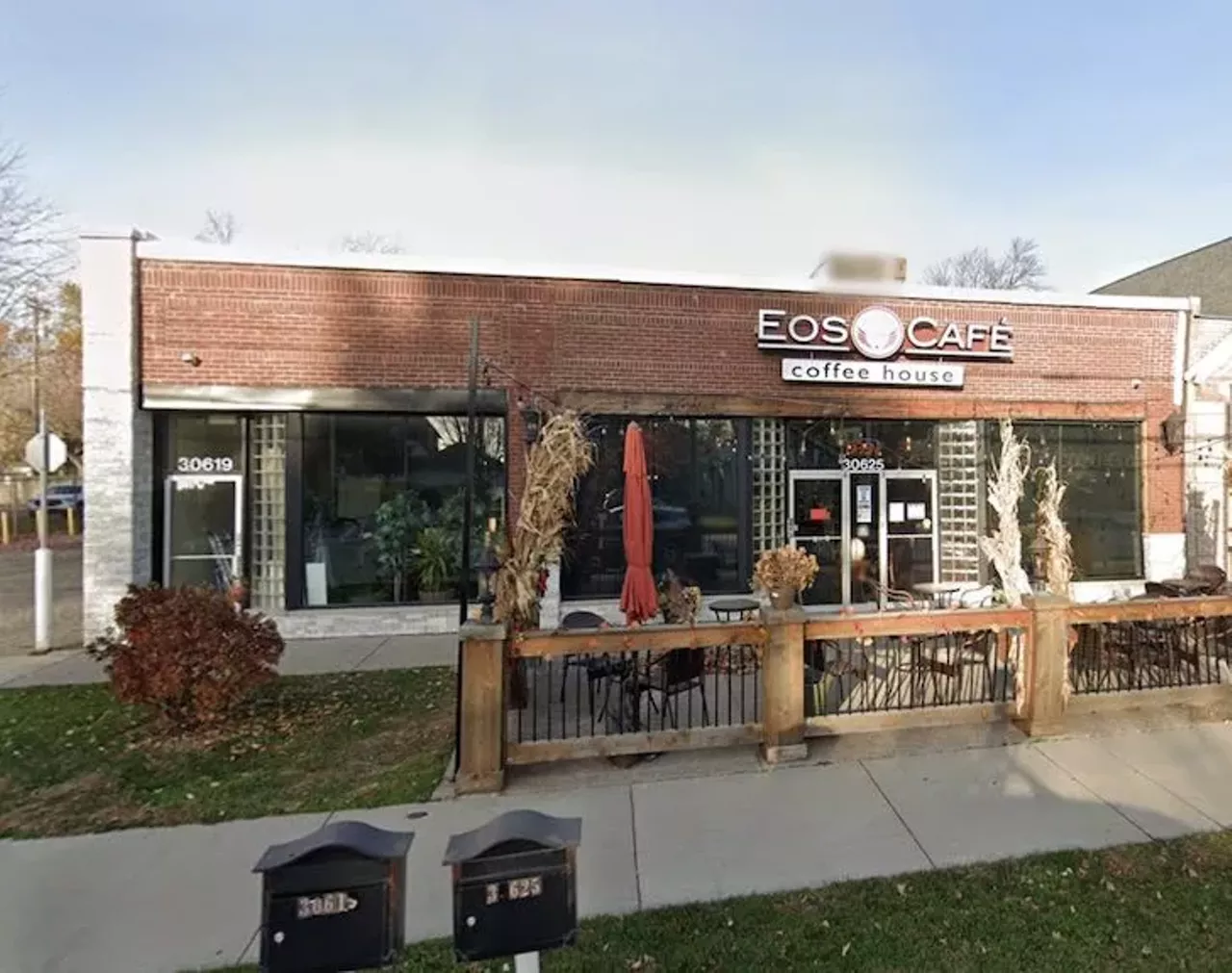 Best Coffeehouse (non-chain) (Macomb) Eos Caf&eacute; & Coffee House Photo via Google Maps