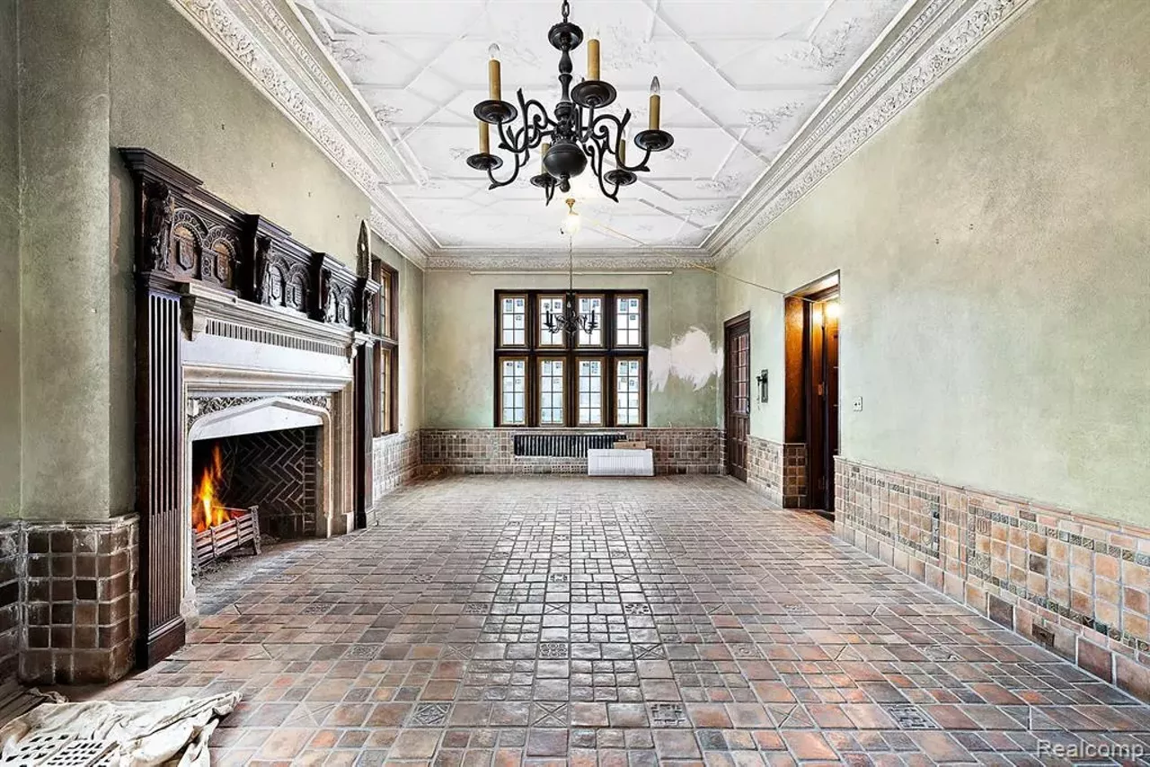 Image: The Bishop Mansion in Detroit is for sale for nearly $9 million [PHOTOS]