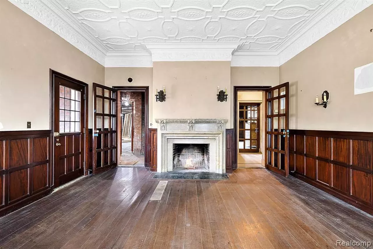 Image: The Bishop Mansion in Detroit is for sale for nearly $9 million [PHOTOS]