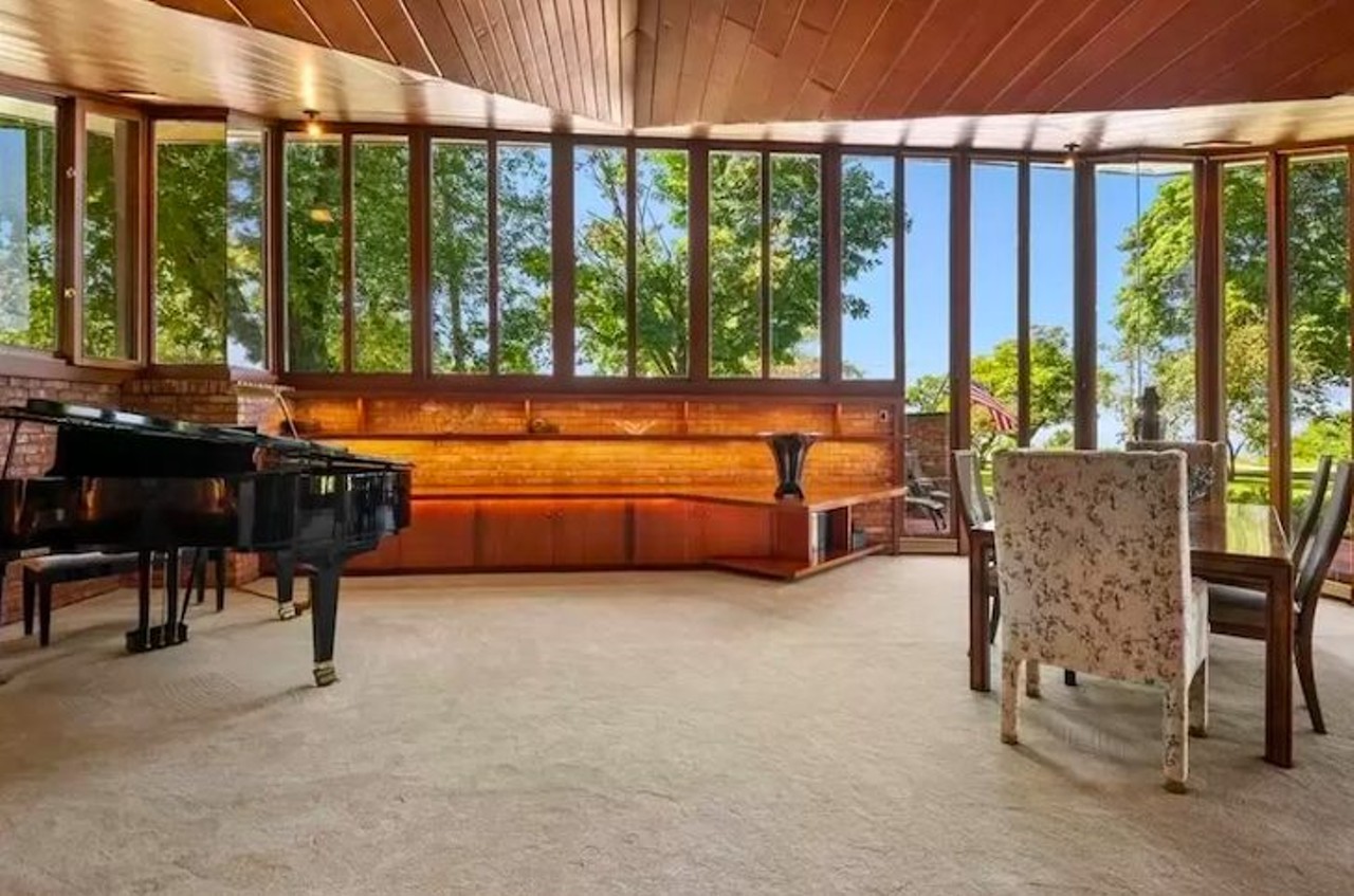 The Harper House, a rare  Frank Lloyd Wright home in Michigan, is now for sale