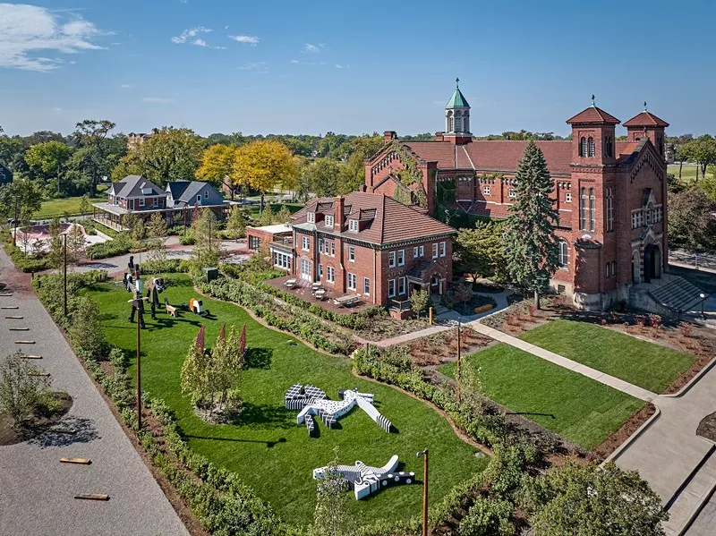 the_shepherd_exterior_selects_0001.webp