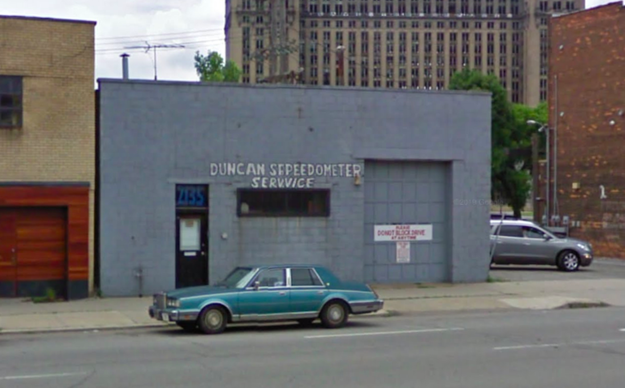 Then (2009): Grandma Bob's 2135 Michigan Ave., Detroit; 313-315-3177; grandmabobs.com Grandma Bob's might possibly have some of the best pizza in the city, but it once used to be a speedometer service and car repair shop.