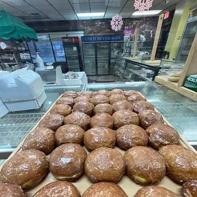 Bartz Bakery 1532 N. Telegraph Rd., Dearborn 313-562-0986; bartzbakery.com For paczki in Dearborn, try Bartz Bakery, which usually offers a variety of flavors from chocolate to blueberry and classic custard.