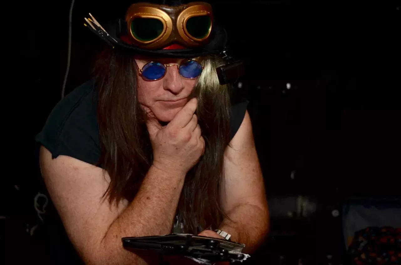 Image: These photos prove that the Detroit Comix Party was a success