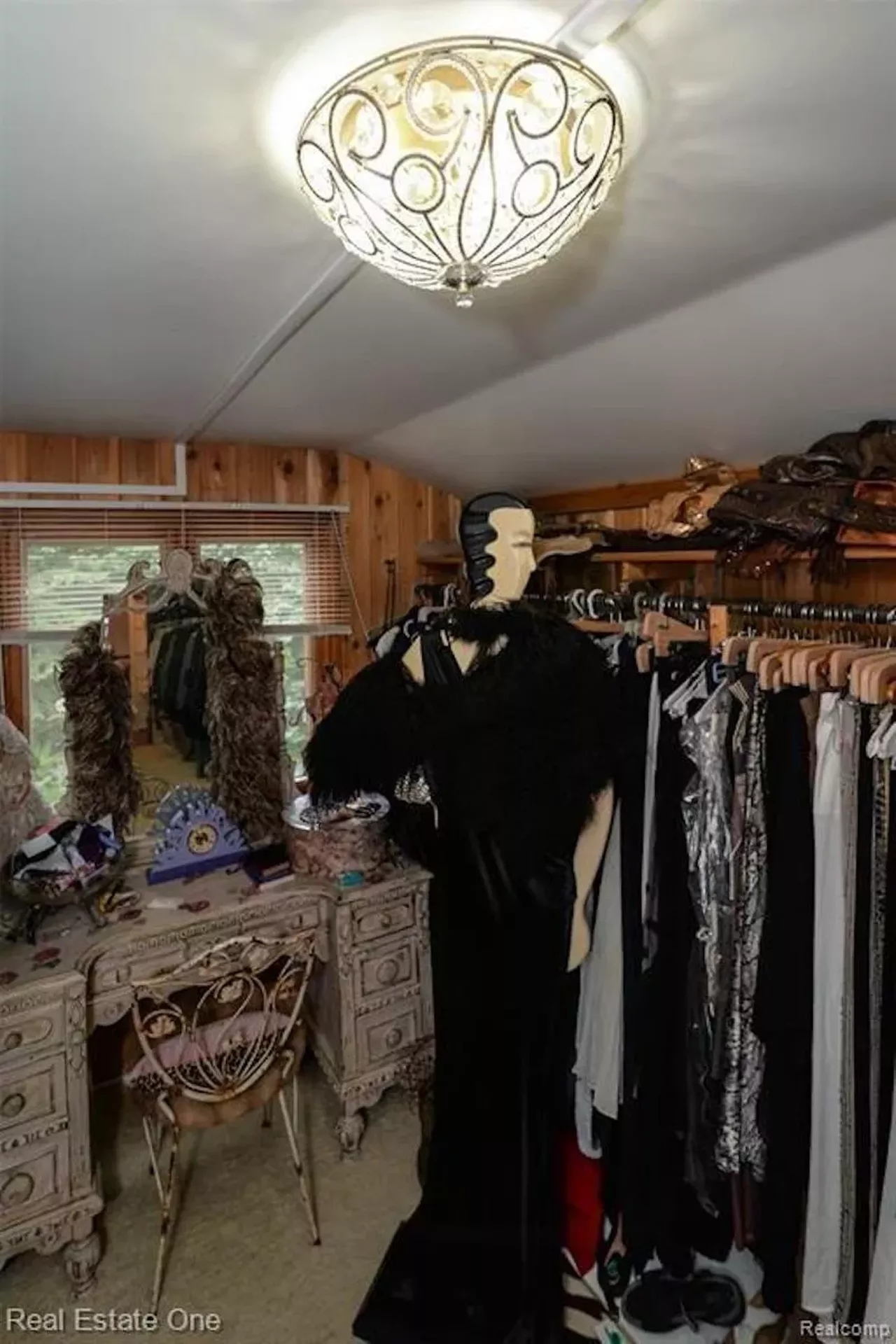 Image: This $1.6 million eclectic Milford mansion has koi ponds, pergolas, and apple trees &#151;&nbsp;let's take a tour
