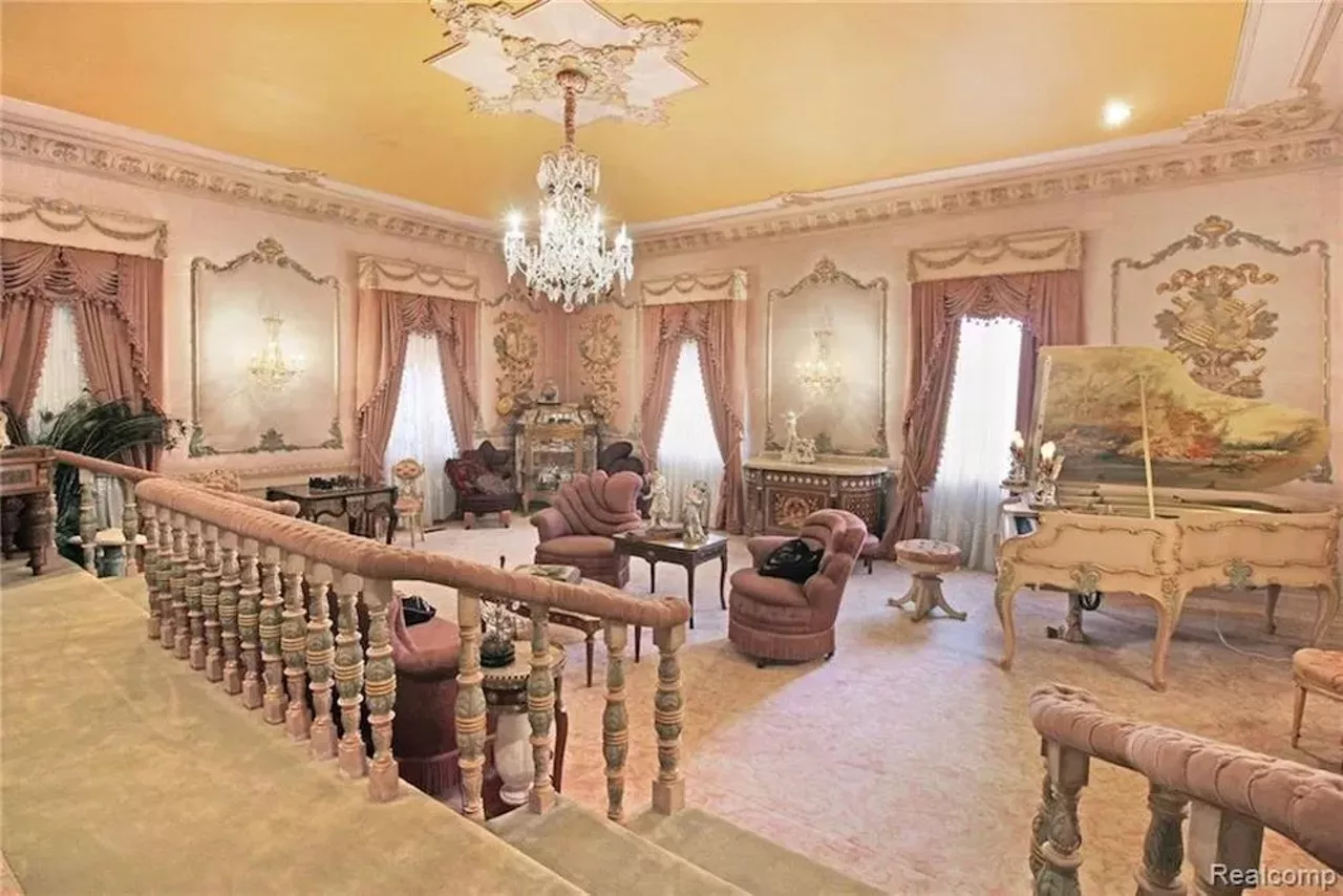 Image: This $1.9 million chateau in Grand Blanc has big Marie Antoinette energy &#151; let's take a tour