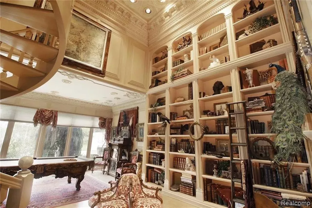 Image: This $1.9 million chateau in Grand Blanc has big Marie Antoinette energy &#151; let's take a tour