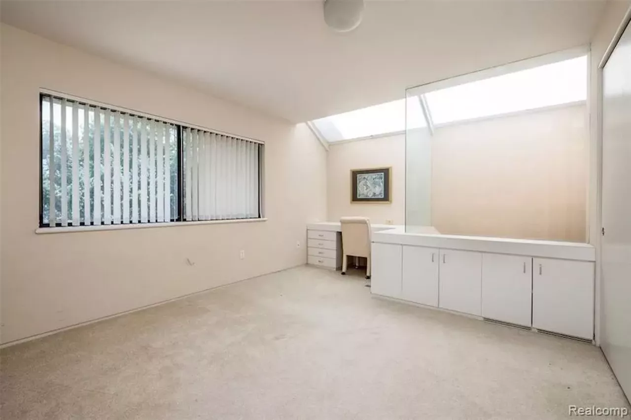 Image: This $2.25 million metro Detroit house is beige AF