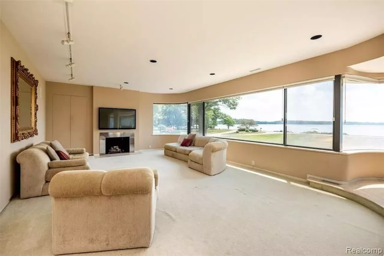 Image: This $2.25 million metro Detroit house is beige AF