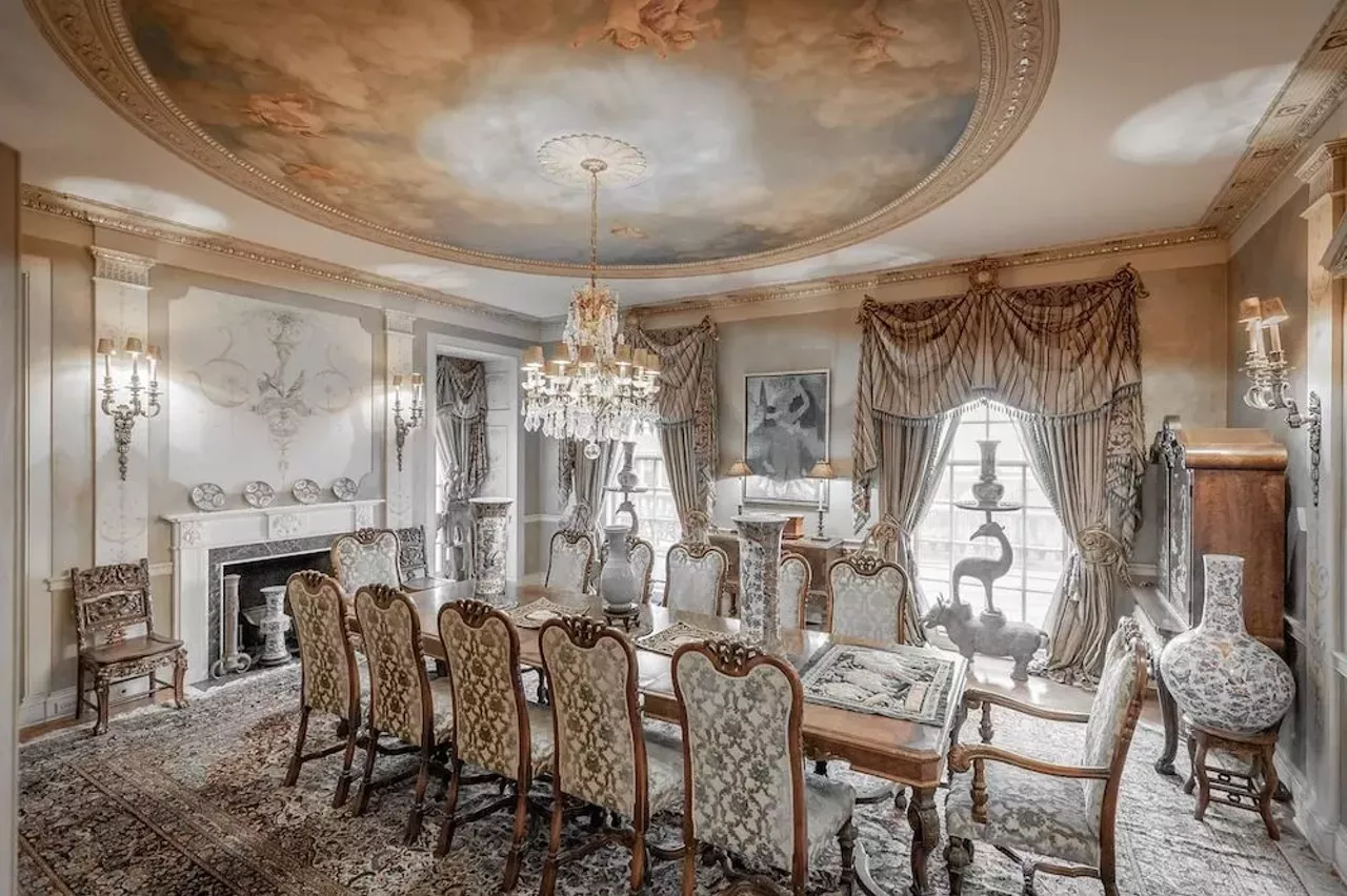Image: This $4.75 million Grosse Pointe Park mansion is basically an art museum complete with hand-painted ceiling murals &#151;&nbsp;let's take a tour