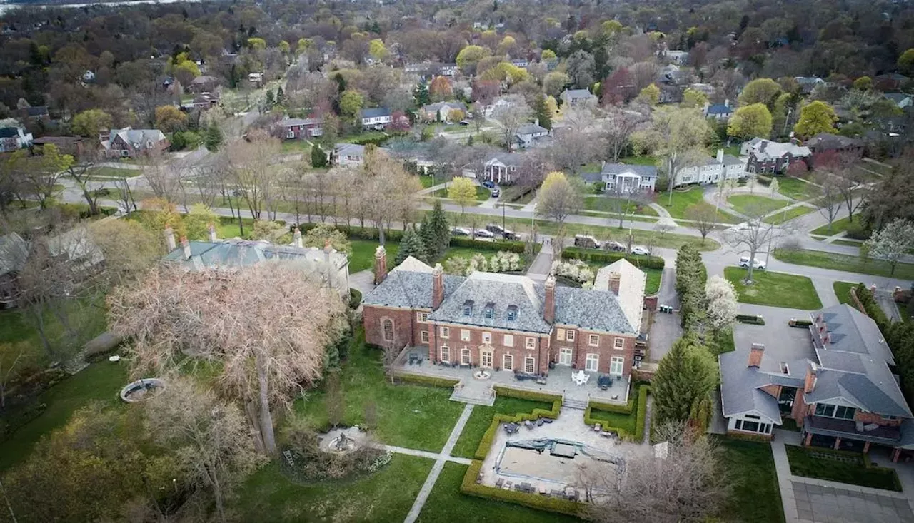 Image: This $4.75 million Grosse Pointe Park mansion is basically an art museum complete with hand-painted ceiling murals &#151;&nbsp;let's take a tour