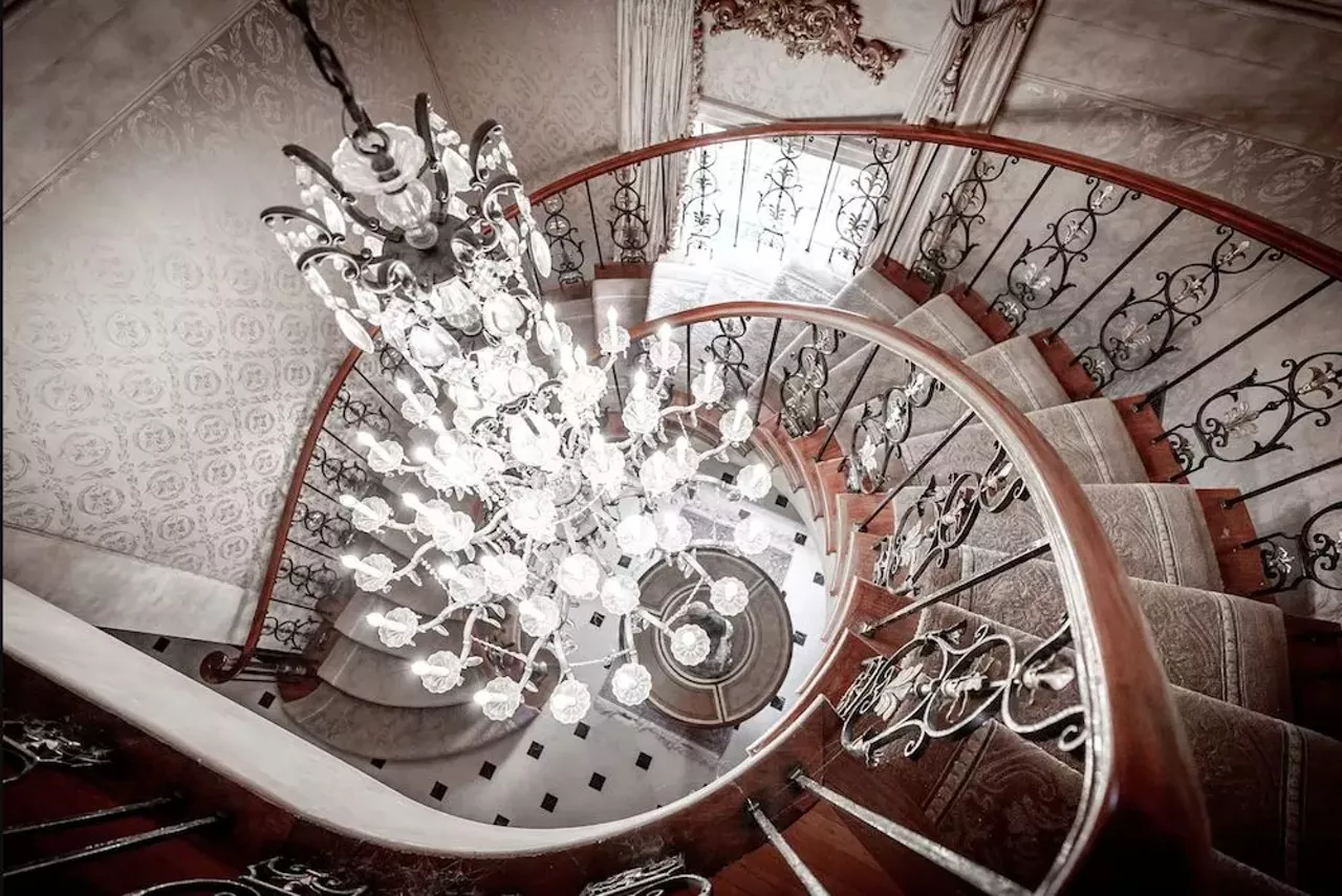 Image: This $4.75 million Grosse Pointe Park mansion is basically an art museum complete with hand-painted ceiling murals &#151;&nbsp;let's take a tour