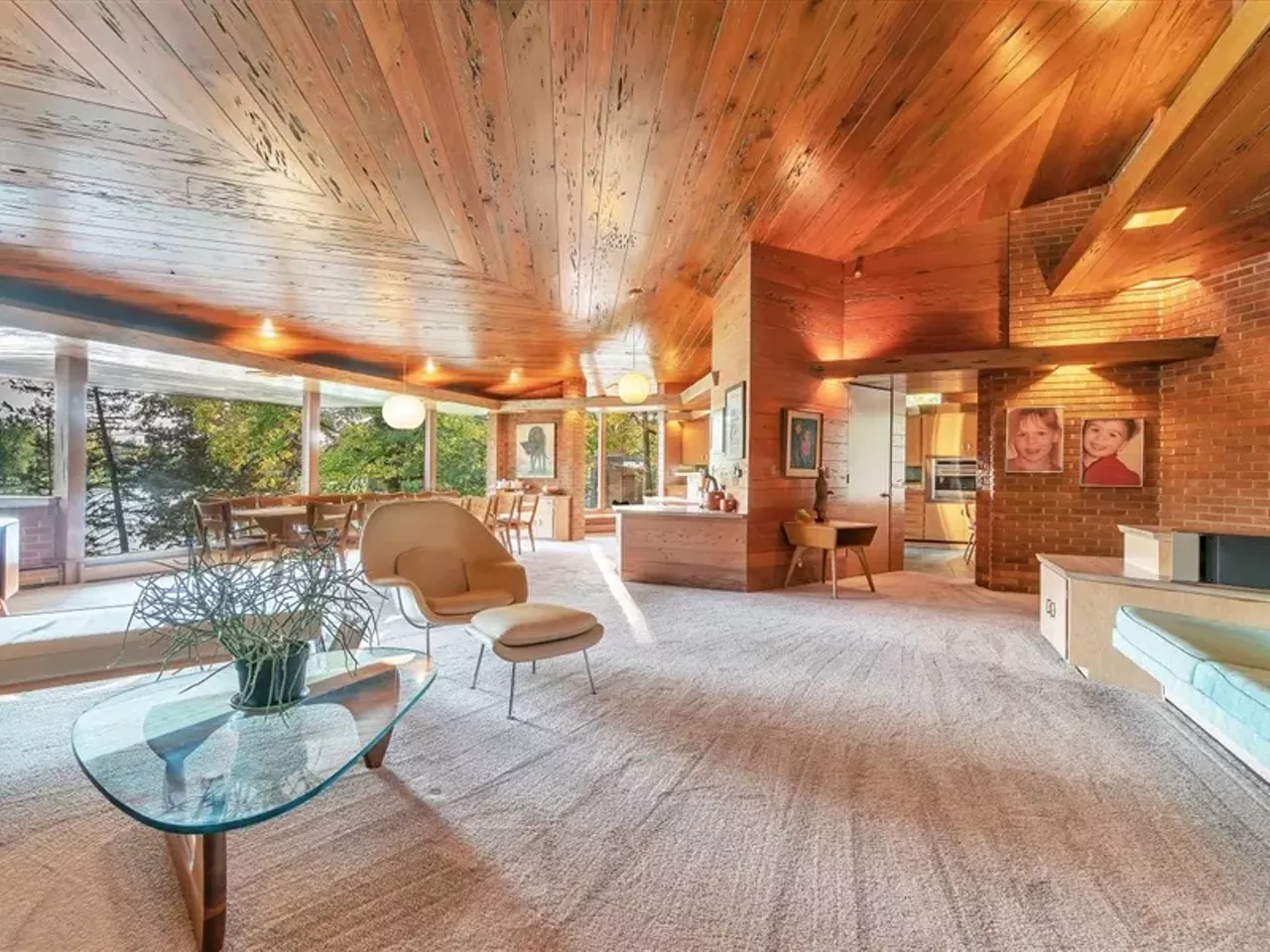 Image: This $499k mid-century home in Grand Blanc was made without right angles &#151;&nbsp;let's take a tour