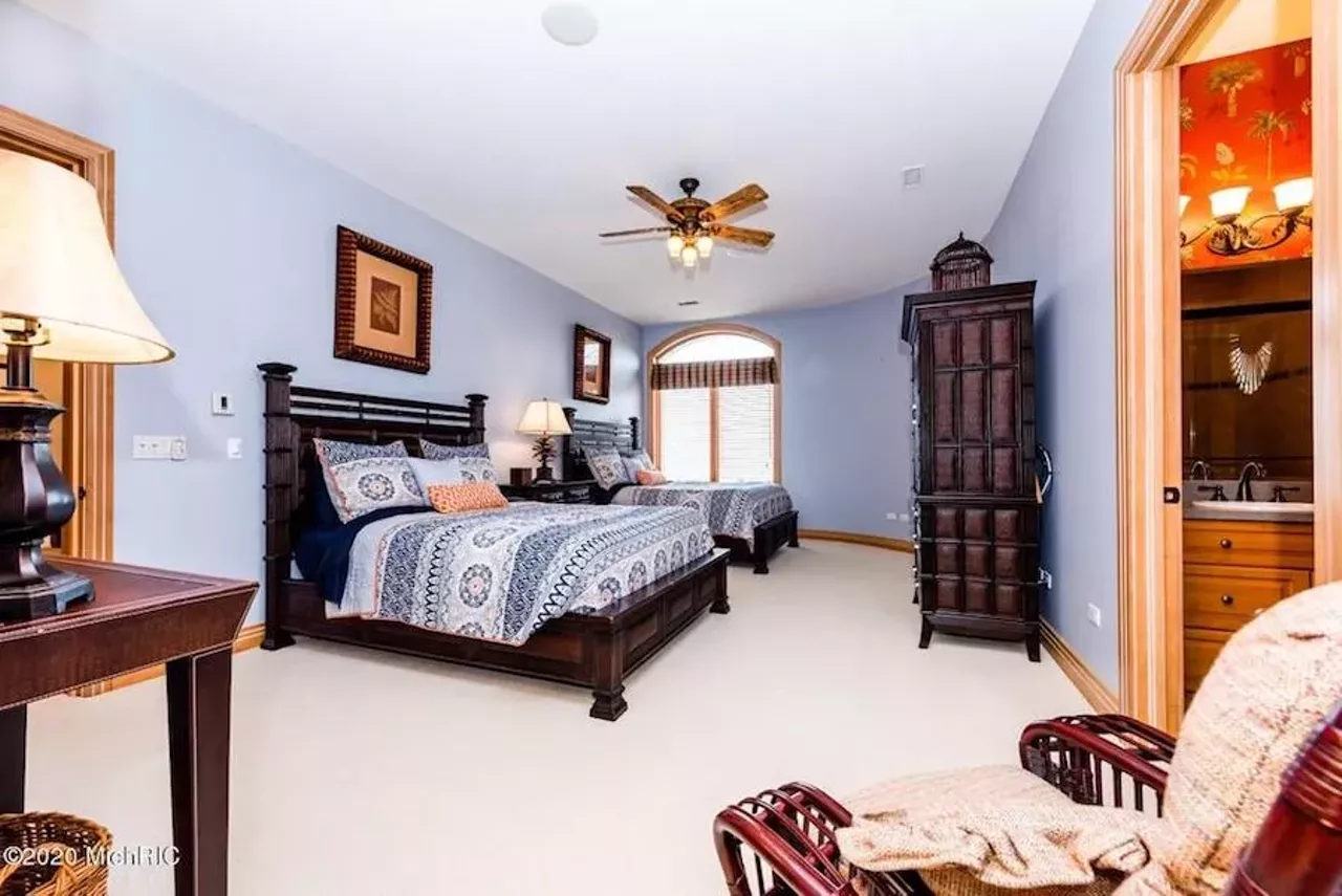 Image: This $6.9 million mansion in New Buffalo has cruise ship vibes &#151;&nbsp;and a lakefront pool