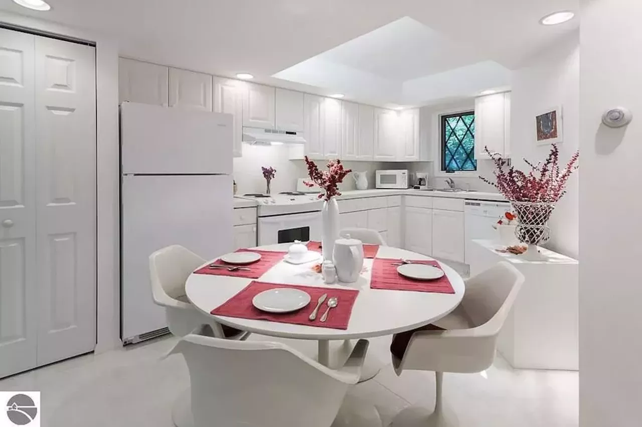 Image: This $750k Northern Michigan house is an architectural labyrinth &#151;&nbsp;let's take a tour