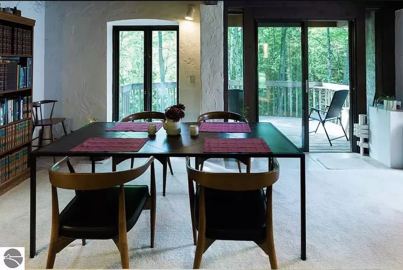 Image: This $750k Northern Michigan house is an architectural labyrinth &#151;&nbsp;let's take a tour