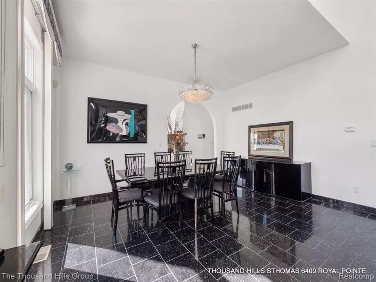 Image: This $979k West Bloomfield estate has '90s mall vibes &#151;&nbsp; and it has built-in aquariums