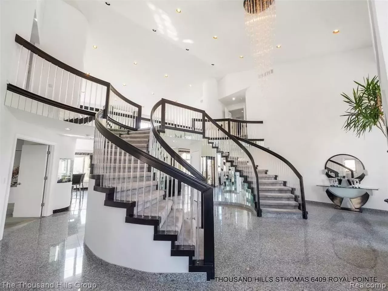 Image: This $979k West Bloomfield estate has '90s mall vibes &#151;&nbsp; and it has built-in aquariums