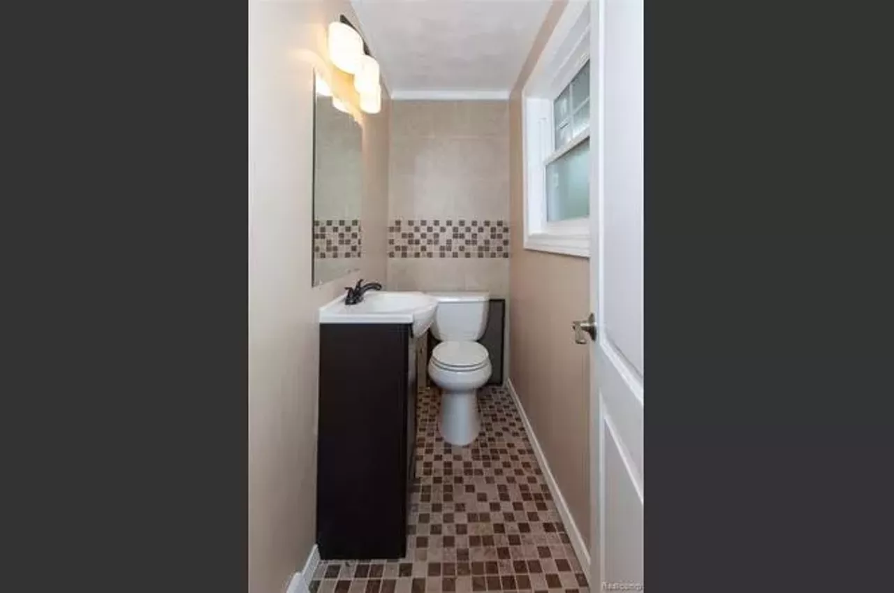 Image: This Boston-Edison house features a rare historic fountain room