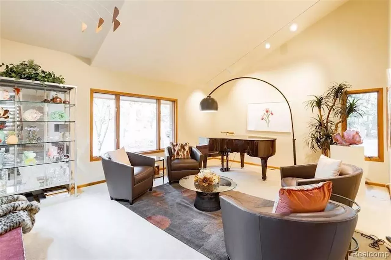Image: This custom $649k home in Grosse Ile has a fabulous conversation pit