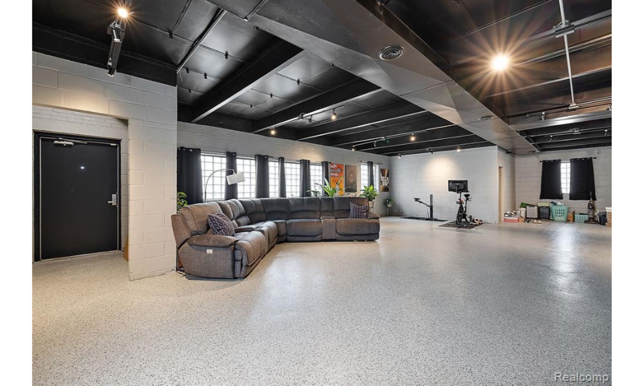 This Detroit loft looks pretty normal until you see the inside [PHOTOS]