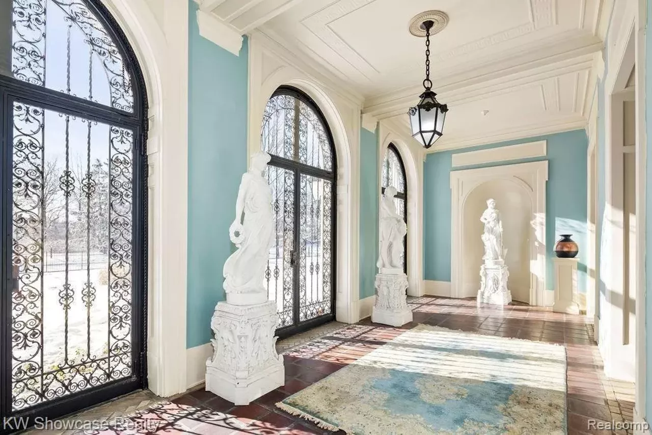 Image: This Detroit mansion has a massive bank vault hidden in it [PHOTOS]