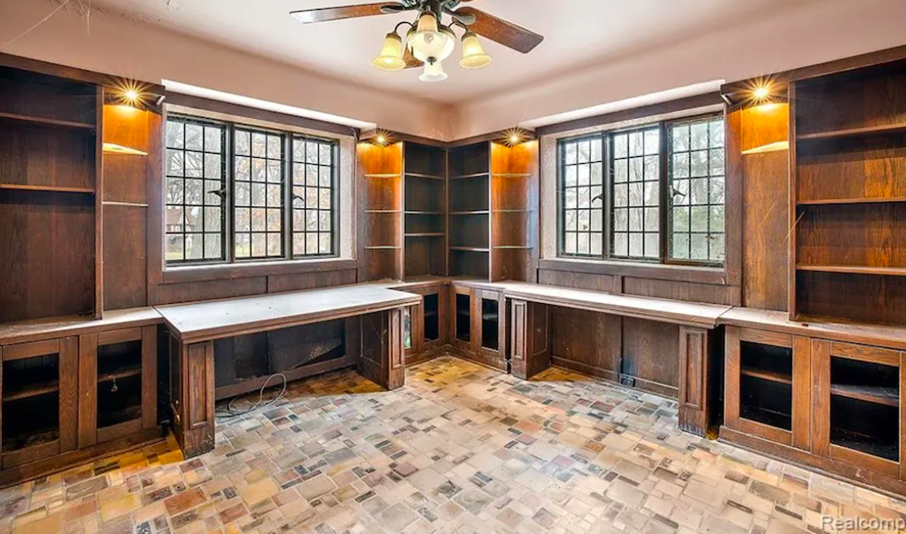 Image: This Detroit medieval mansion is listed at $496K — let's take a look [PHOTOS]