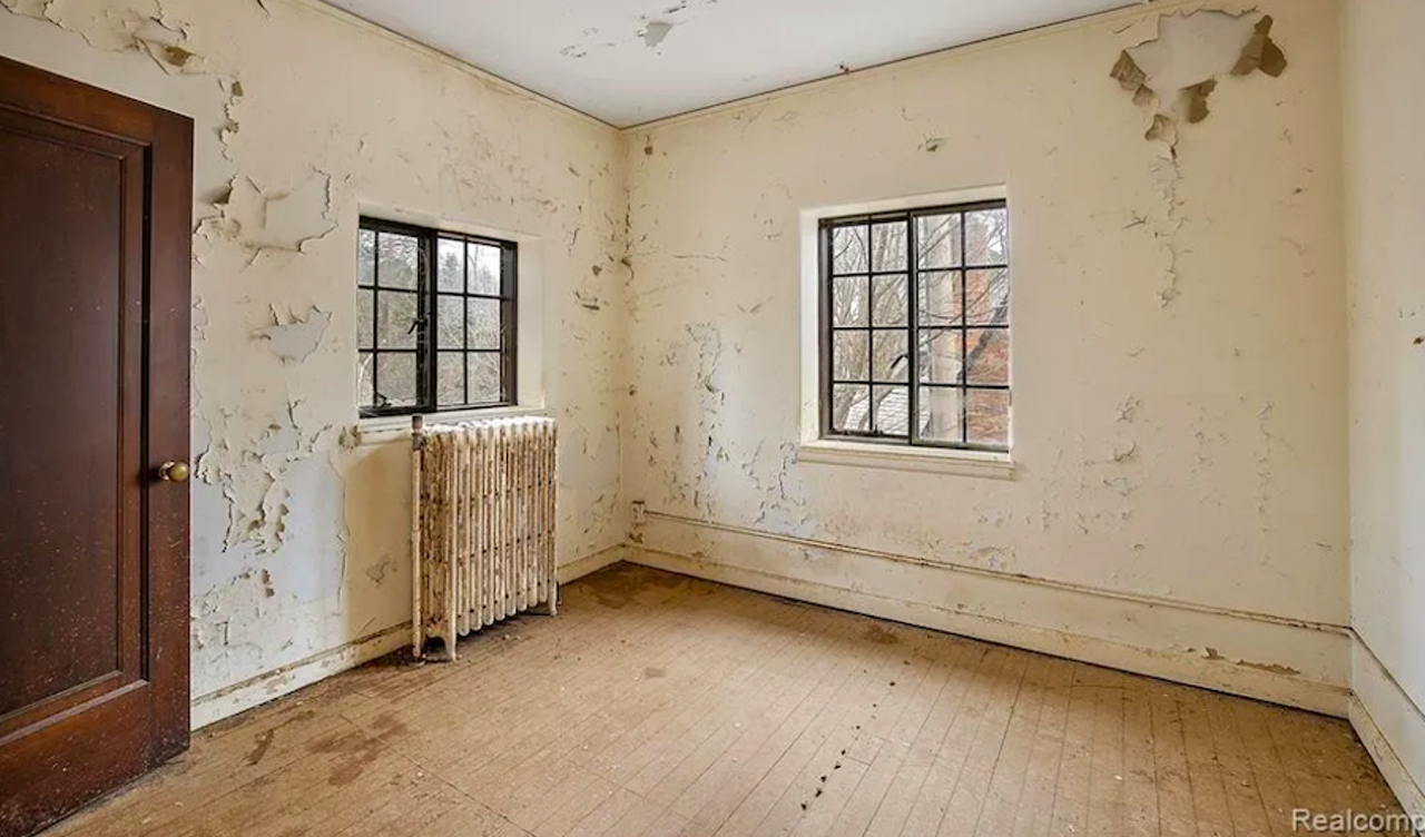 Image: This Detroit medieval mansion is listed at $496K — let's take a look [PHOTOS]