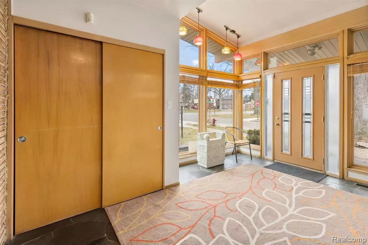 Image: This Detroit mid-century modern house has hidden perks inside [PHOTOS]