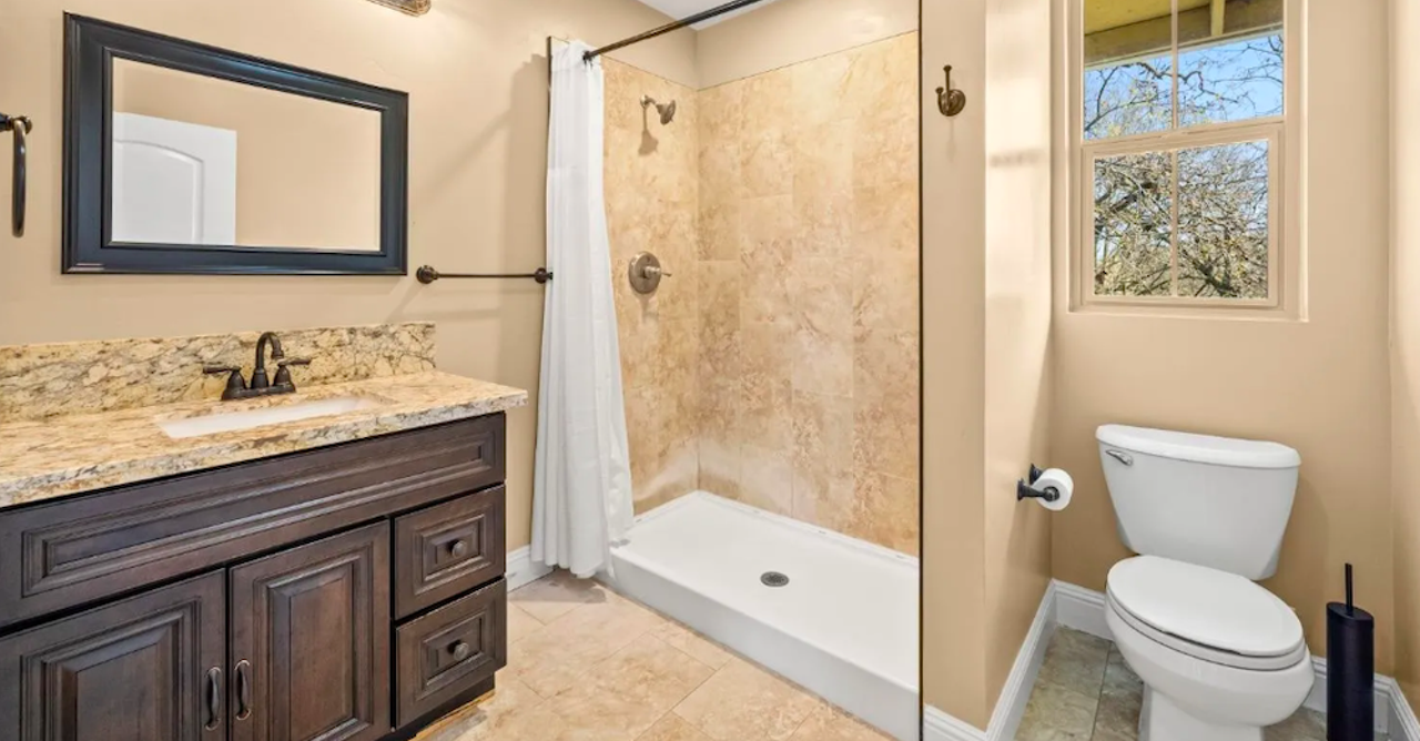Image: This Detroit Pistons player is selling his Sacremento home complete with a full basketball court [PHOTOS]