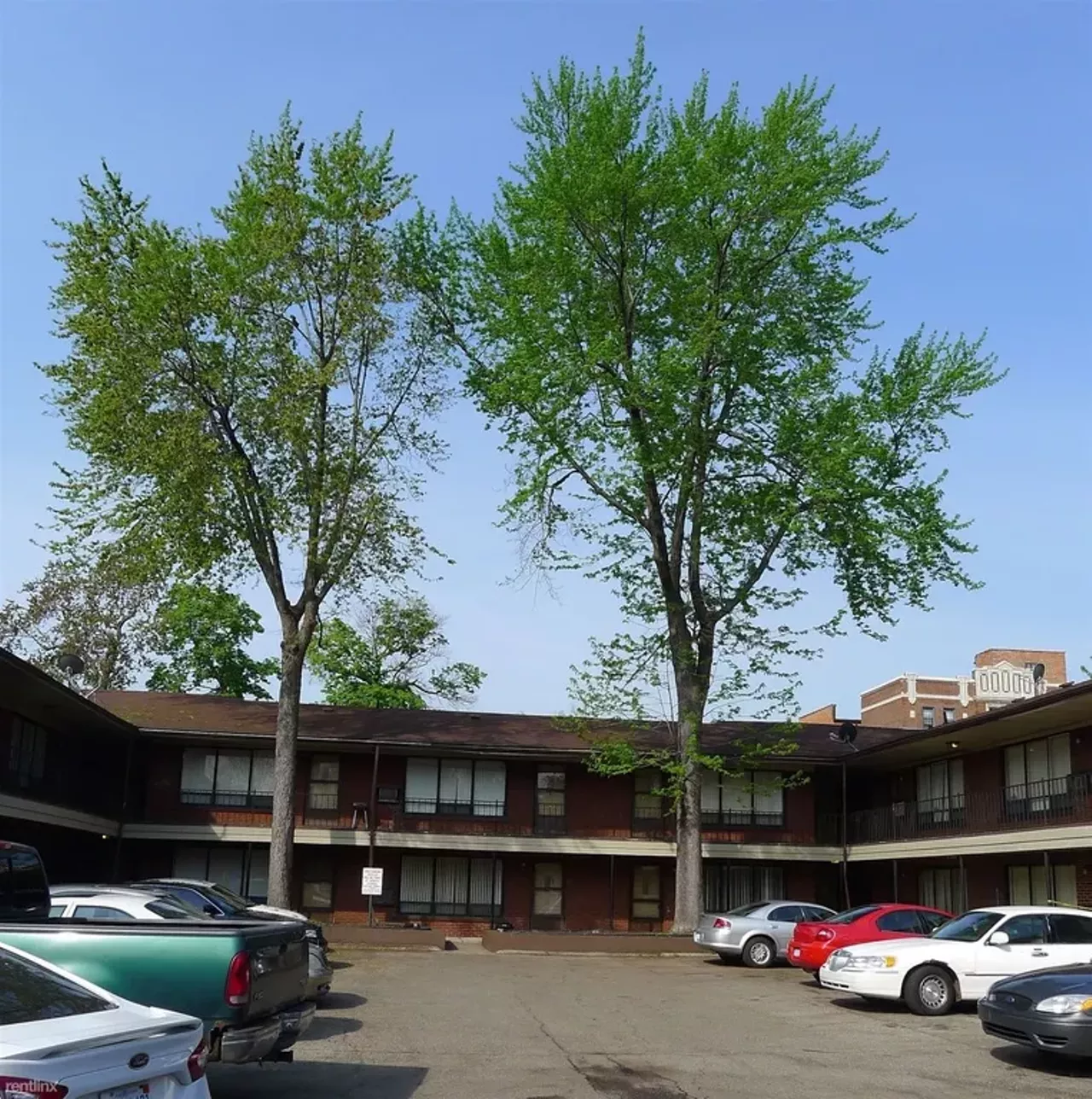  Detroit | $800/month | 1 Bed, 1 Bath 1060 Van Dyke Street (Photo credit: Zillow.com)