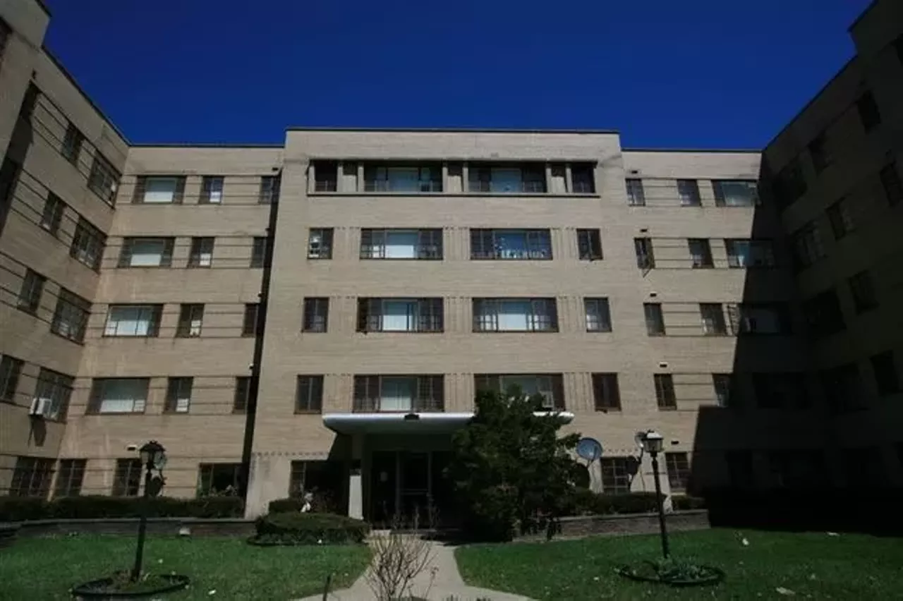  Detroit | $600-800/month | 1-2 Beds, 1-2 Baths 850 Whitmore Road (Photo credit: Realtor.com)