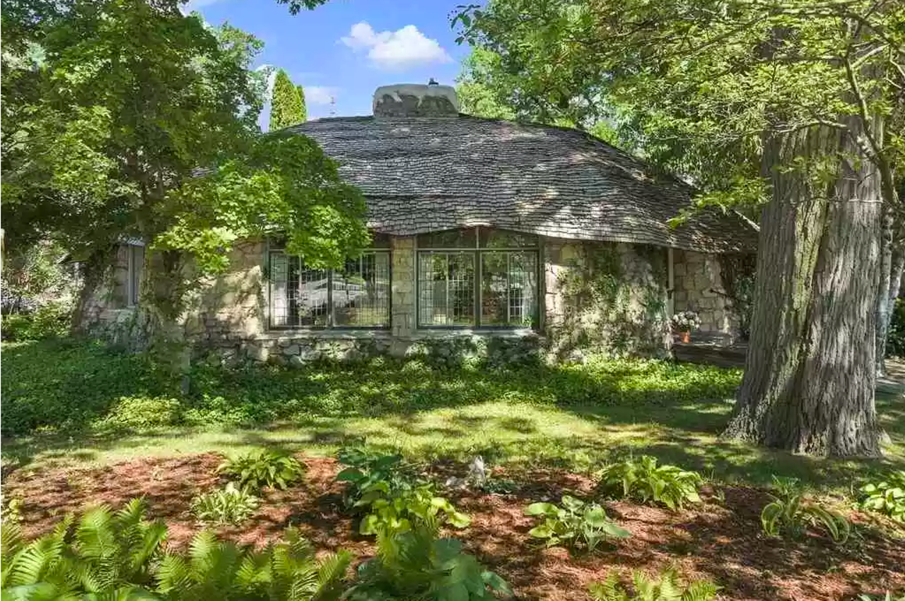This Michigan cottage looks like something out of a Fairytale and is listed at $1.4 million