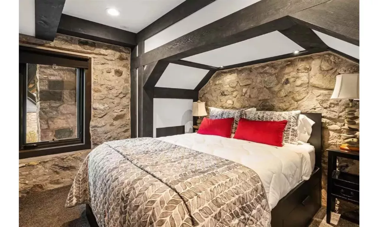 Image: This Michigan house gives off serious cottagecore vibes