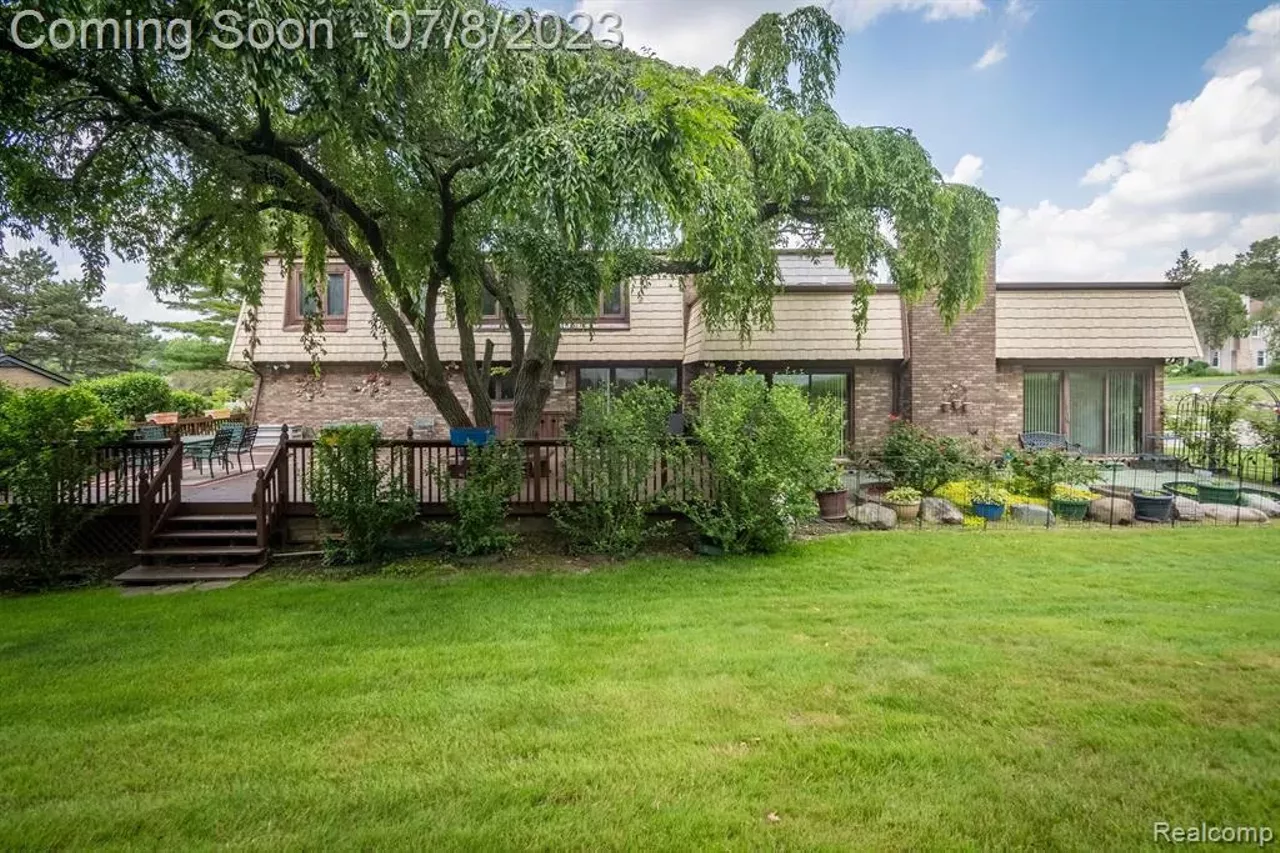 4488 Ramsgate Ln, West Bloomfield Township, MI 48302