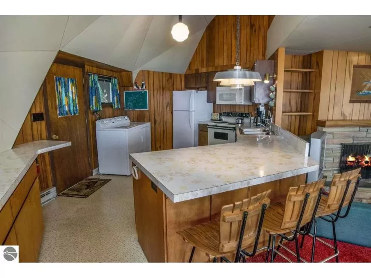 Image: This mid-century dome home on Crystal Lake is a retro hideaway &#151;&nbsp;let's take a tour